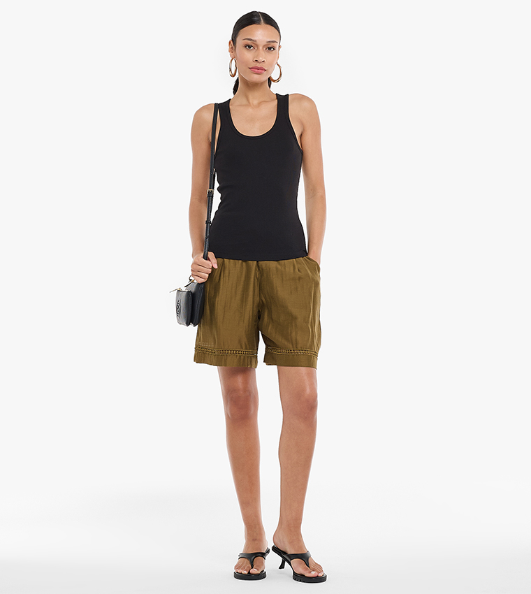 Ribbed Scoop Neck Tank Top