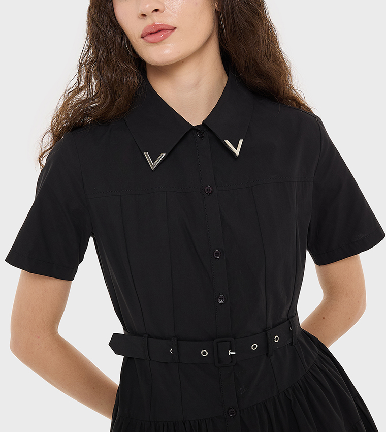 Buy BCBG Belted Short Sleeves Tiered Maxi Dress In Black | 6thstreet Oman