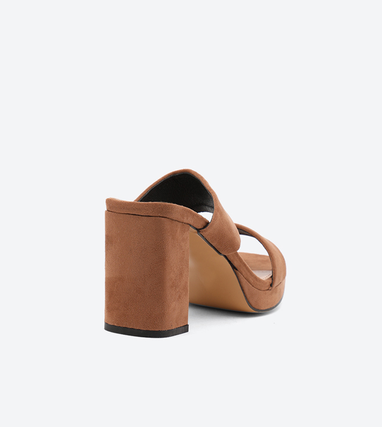 Buy ZAHA CCC Slippers Brown In Brown 6thStreet Kuwait