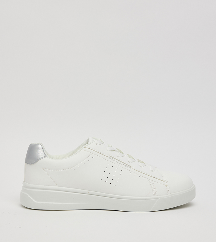 سنيكرز برباط 