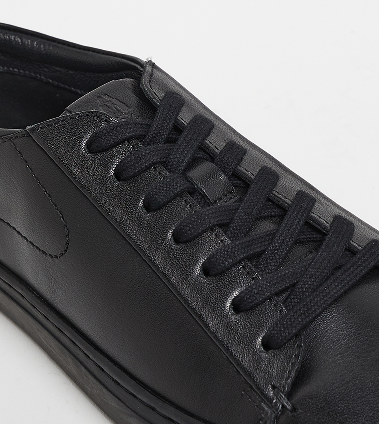 STOCK Solid Lace-Up Shoes