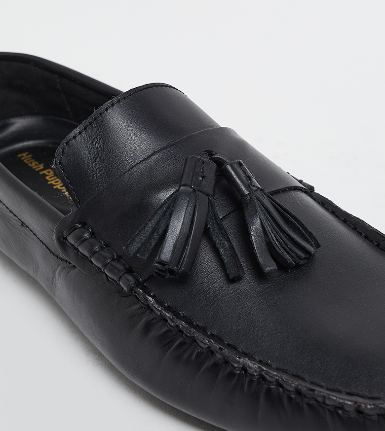MOCTASSELS Solid Moccasins