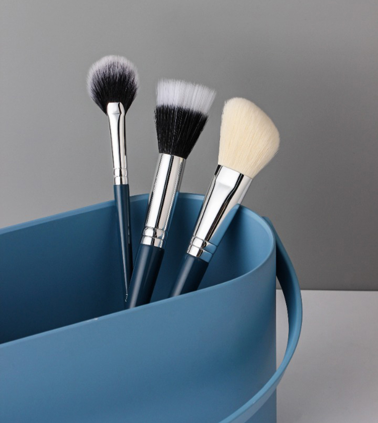 Portable Make Up Brush Set Box by Amal Ibrahim