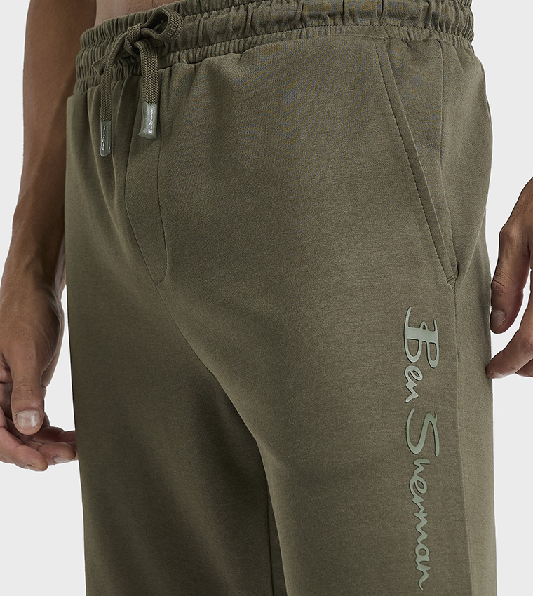 Knitted Elastic Waist Shorts