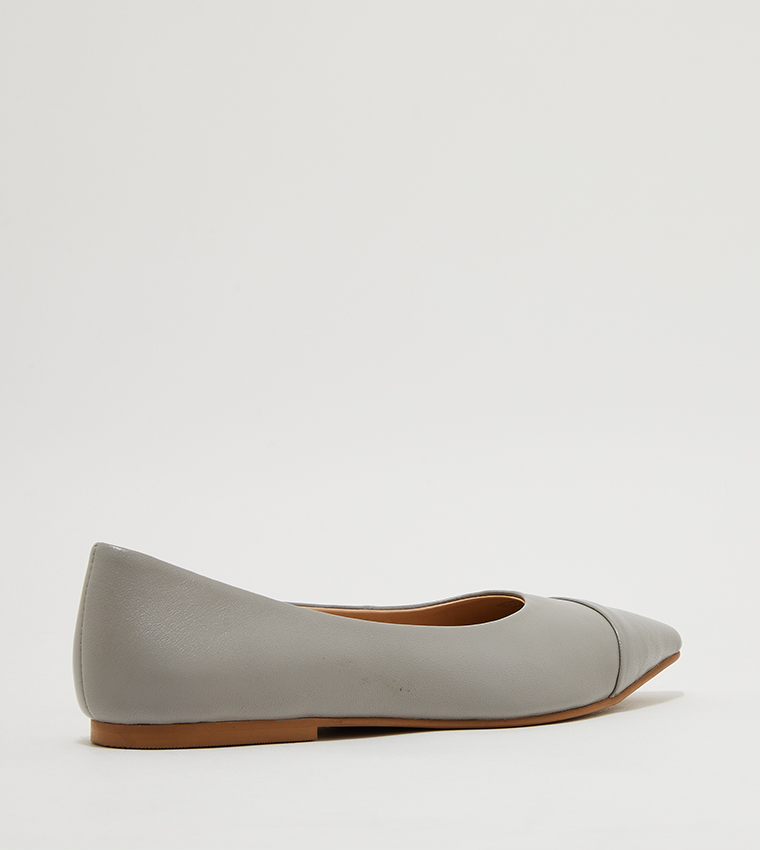 Gray flat dress sales shoes