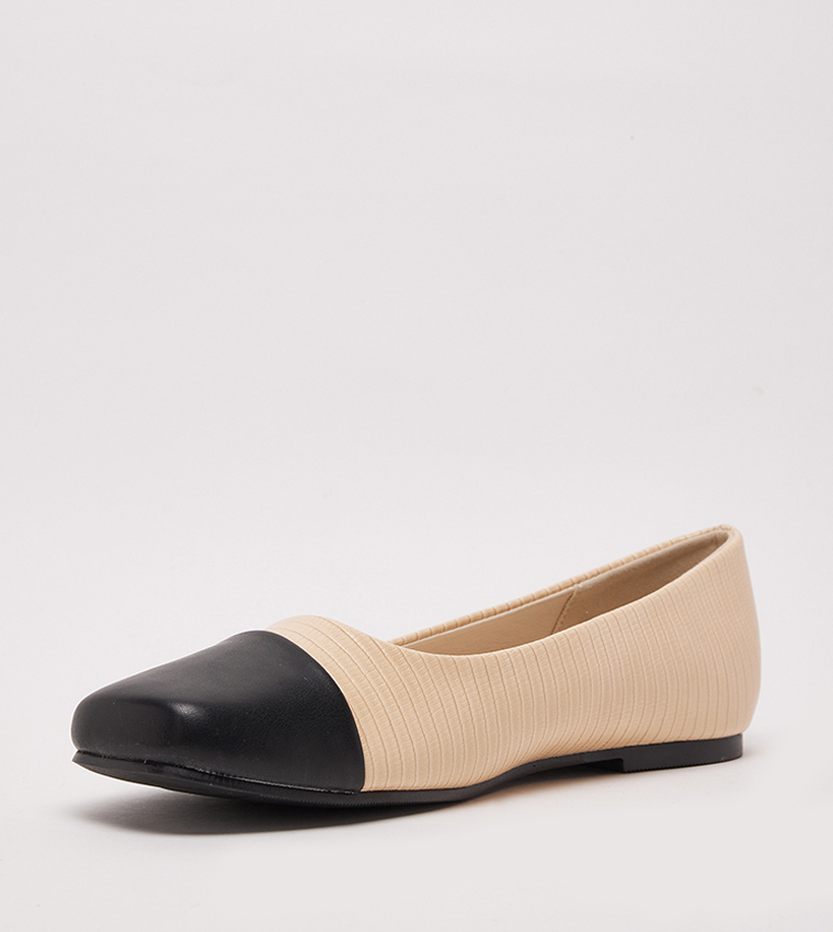 D-ROUND Cap Toe Ballerinas