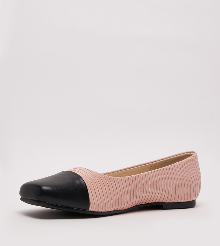 D-ROUND Cap Toe Ballerinas