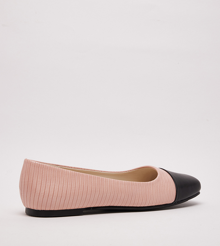 D-ROUND Cap Toe Ballerinas