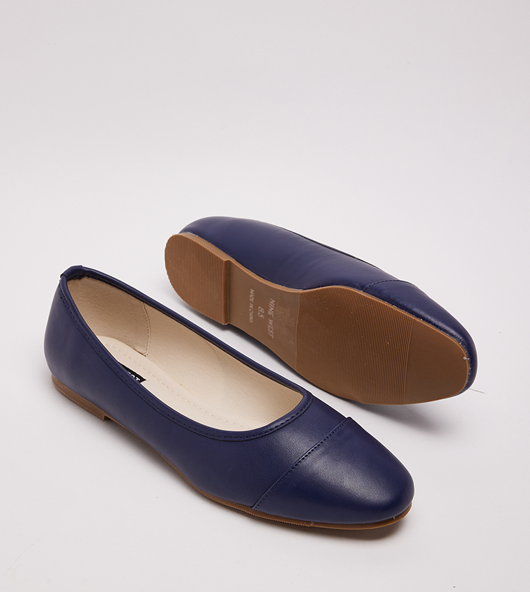 D-SARA Cap Toe Ballerinas