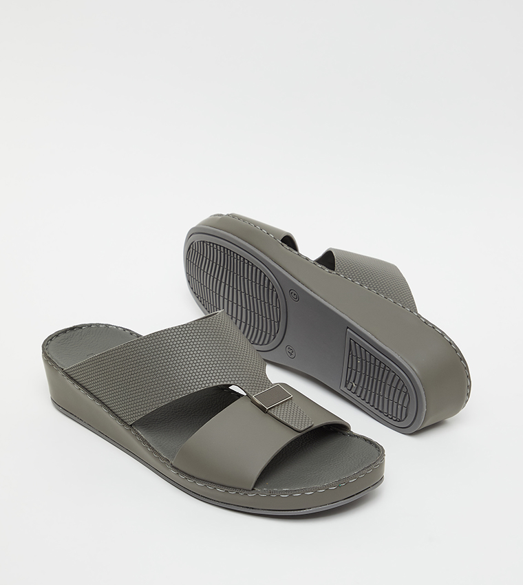 ARH 2186 002 Textured Arabic Sandals
