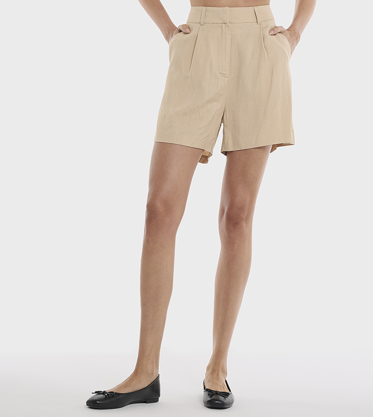 Solid Pleated Linen Shorts