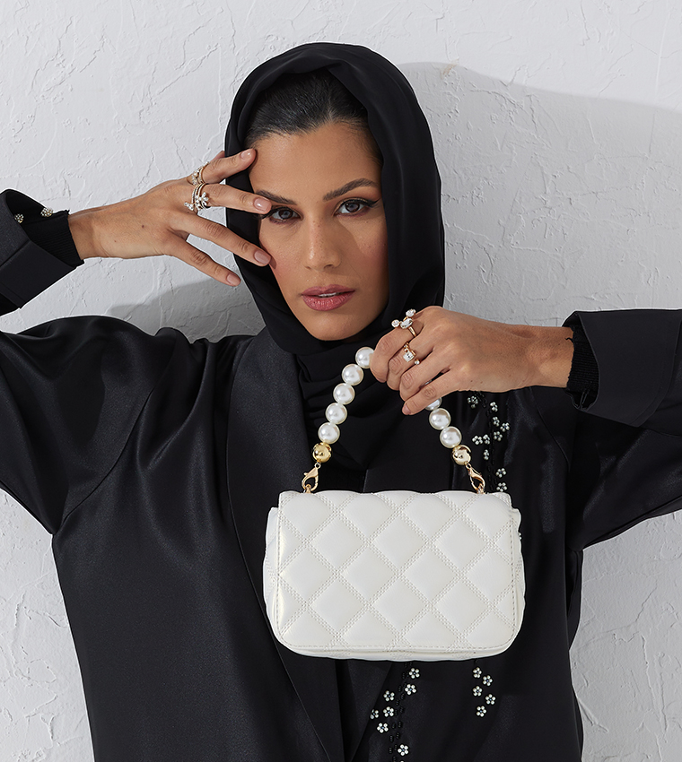 حقيبة يد سادة مبطنة 