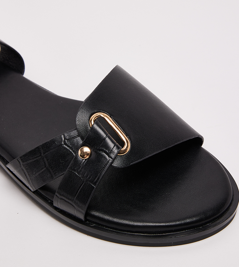 D-ELLA2 Open Toe Flat Sandals