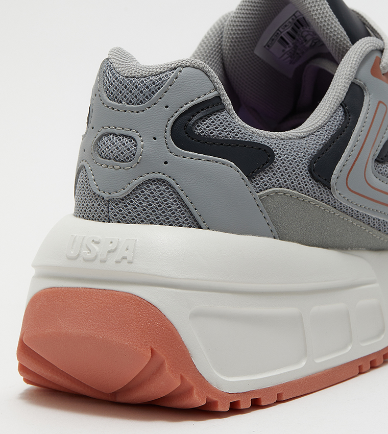 ORENDA Logo Detail Lace-Up Sneakers