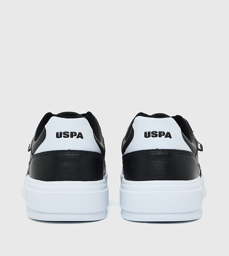 سنيكرز رجالي بشعار ورباط 