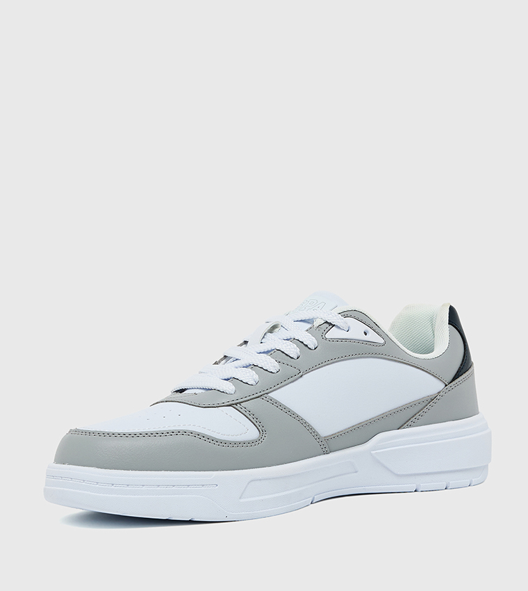 سنيكرز رجالي بشعار ورباط 