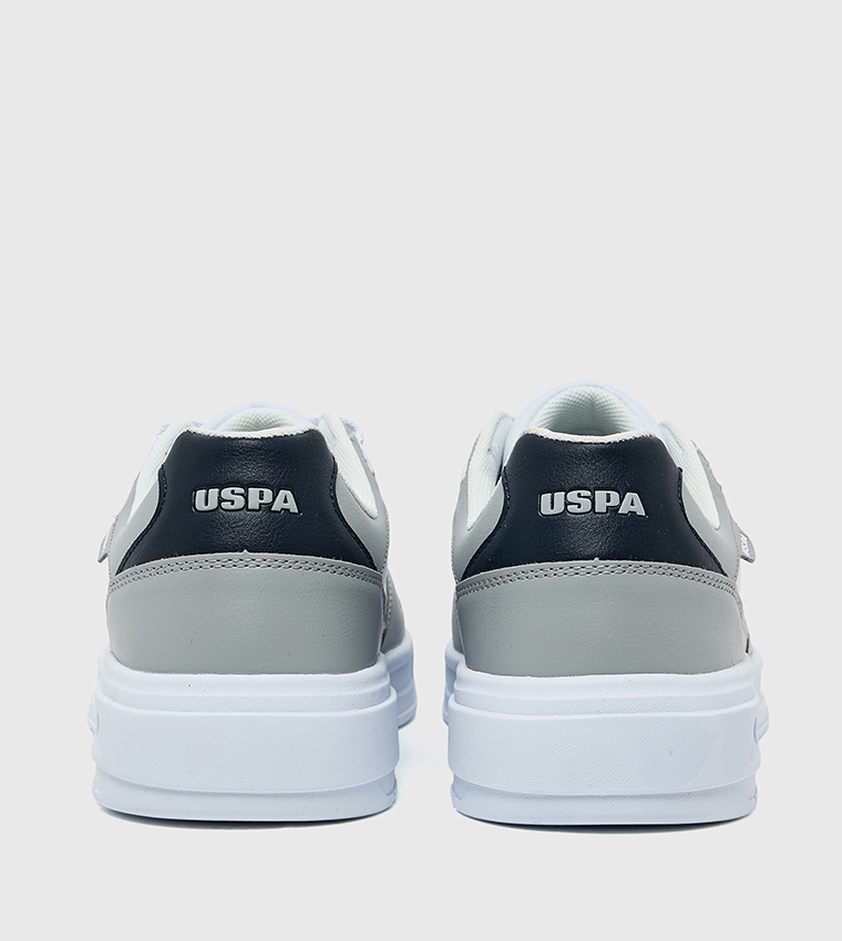 سنيكرز رجالي بشعار ورباط 