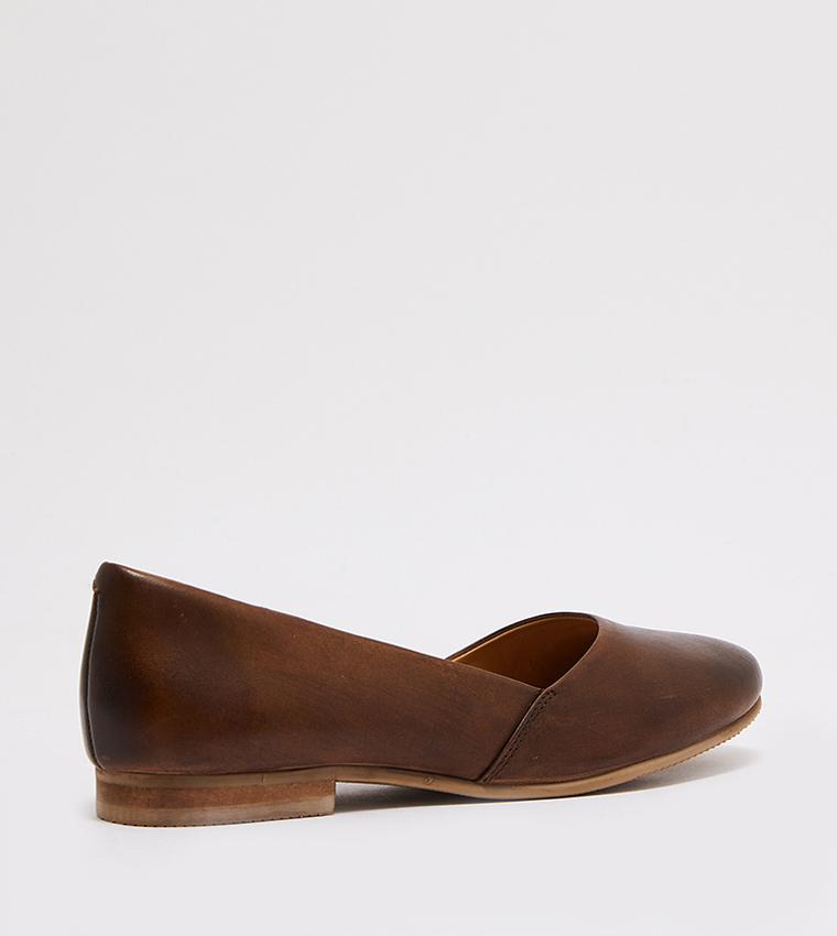 CLARE BALLET Plain Toe Ballerina