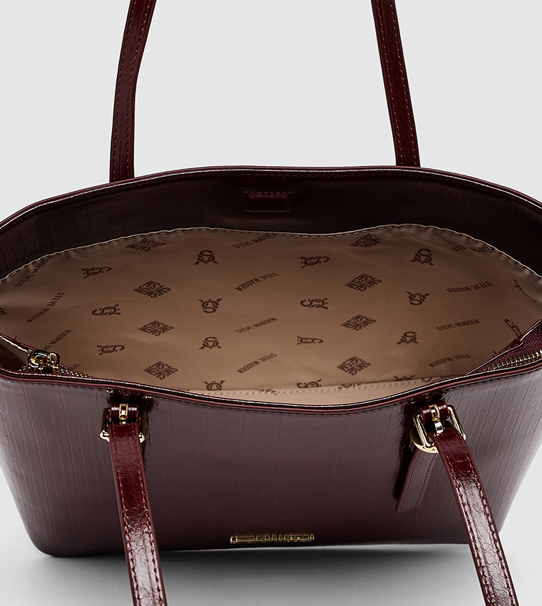 Textured Buckle Detail Shoulder Bag