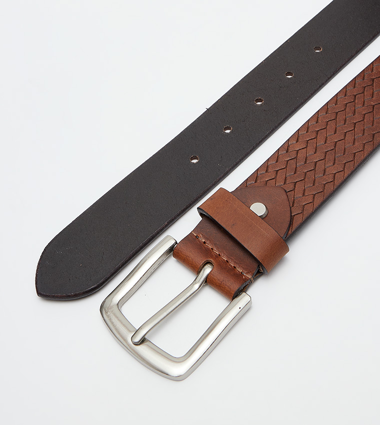 Textured Leather Buckle Belt