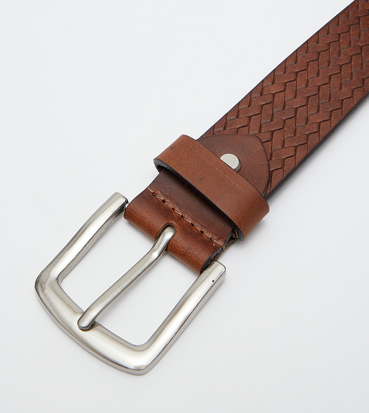 Textured Leather Buckle Belt