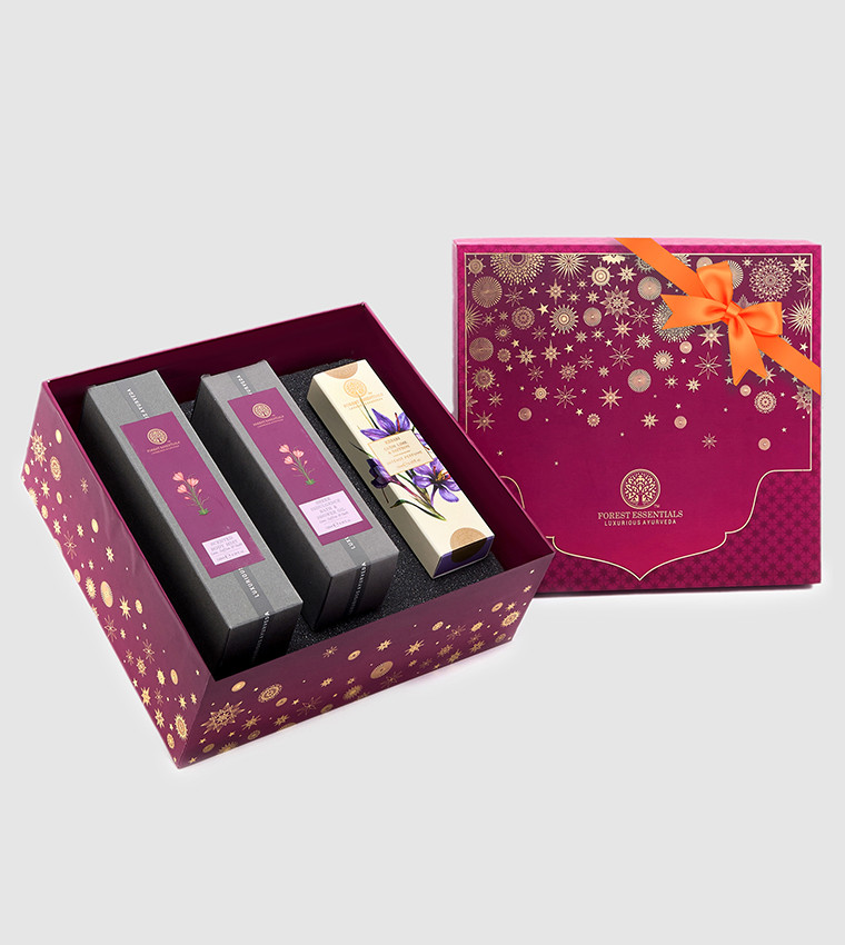 Fragrances & Body Care Gift Set (Body Mist 130ml/Perfume 10ml/Bath and Shower Oil 130ml)