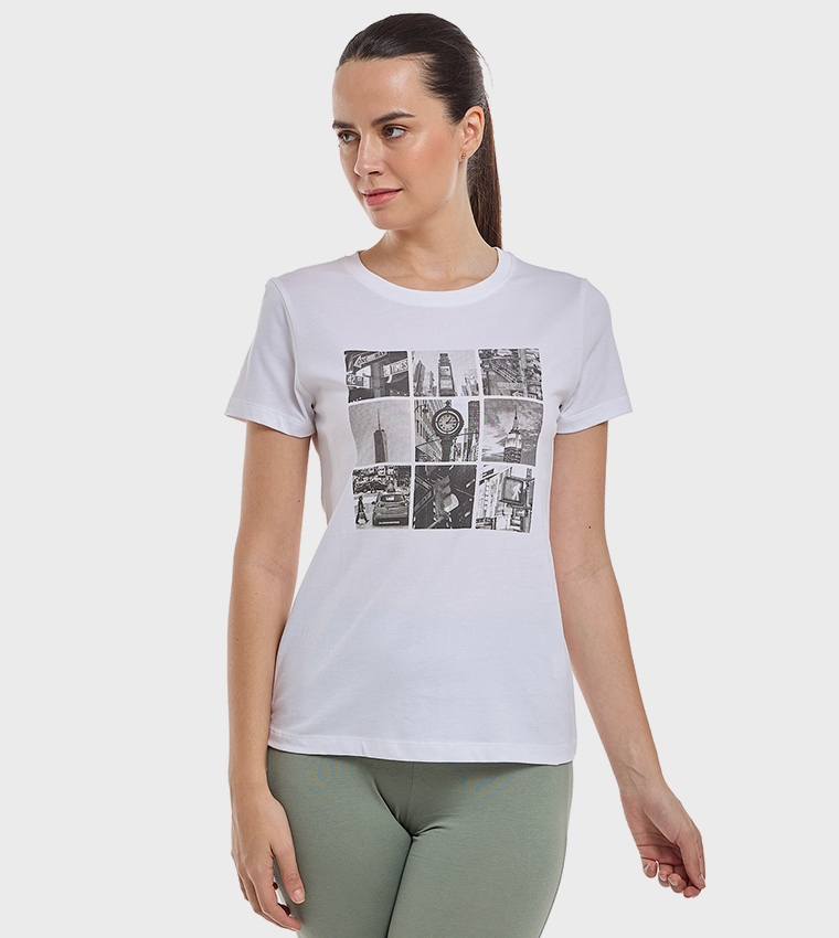 Graphic Print T-Shirt with Crew Neck