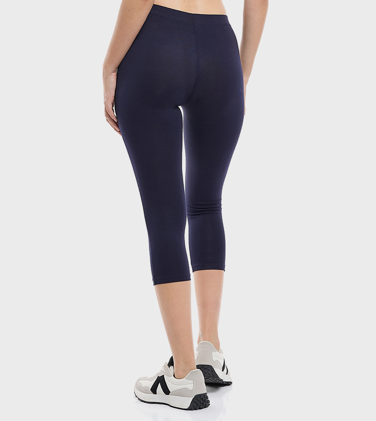 Solid 3/4 Leggings with Elastic Waist