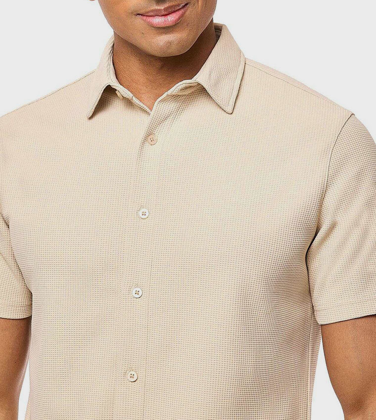 Textured Shirt with Classic Collar and Short Sleeves