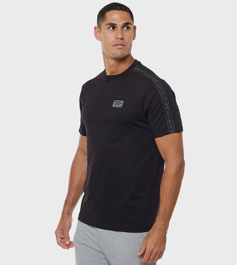 Printed Detail T-Shirt With Crew Neck And Short Sleeves