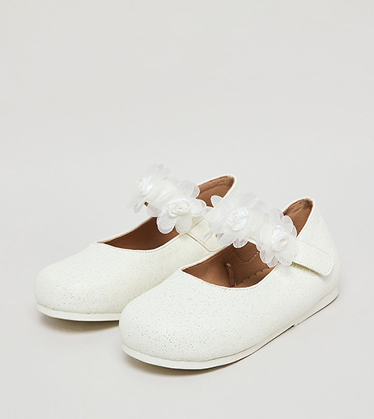 Appliqued Mary Jane Shoes