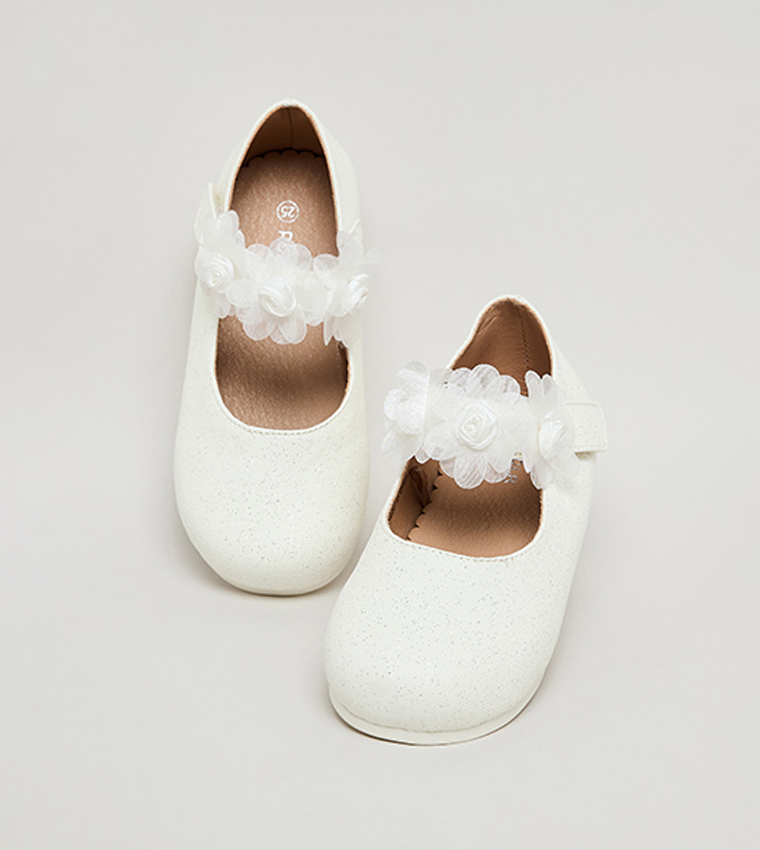Appliqued Mary Jane Shoes