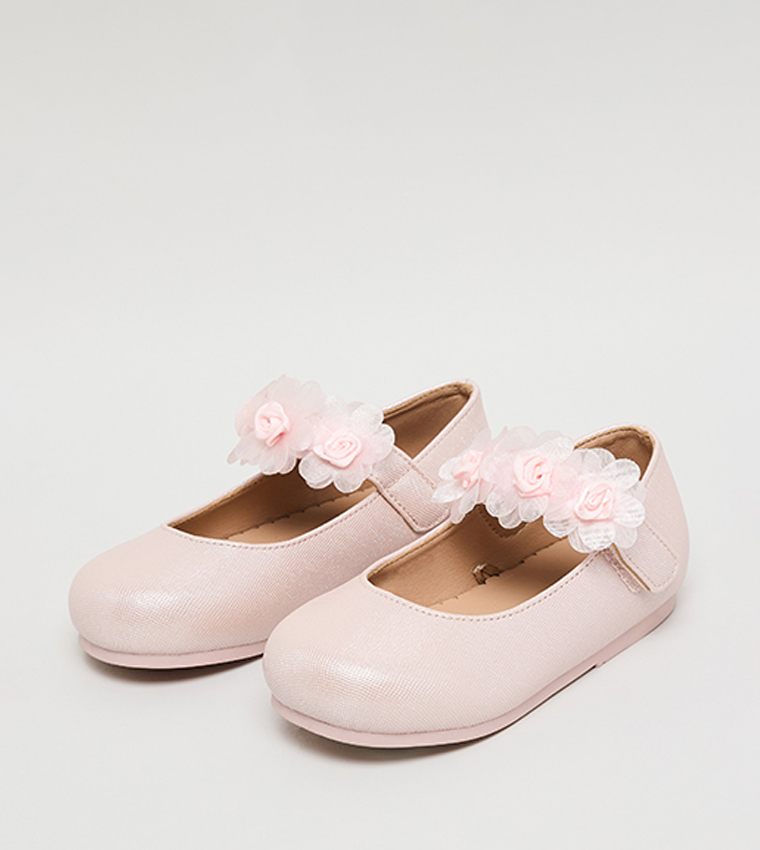 Appliqued Mary Jane Shoes