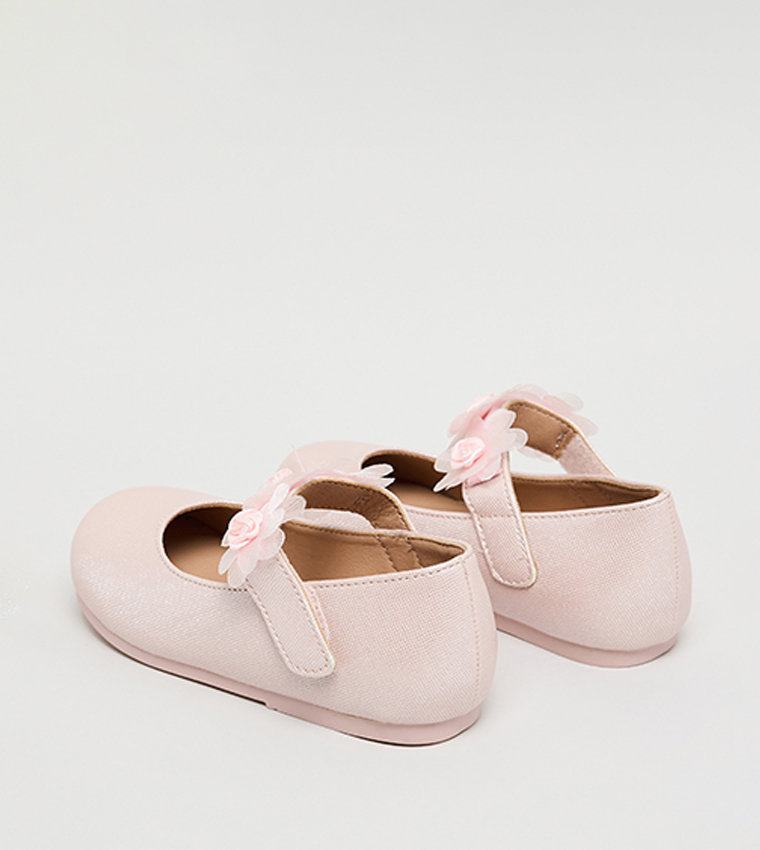 Appliqued Mary Jane Shoes