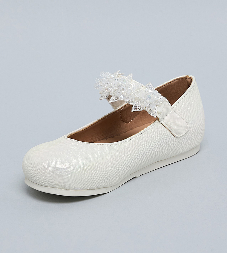 Appliqued Mary Jane Shoes