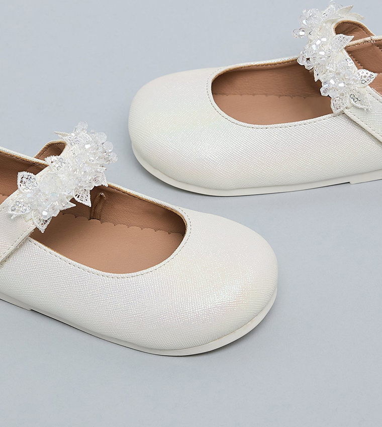 Appliqued Mary Jane Shoes