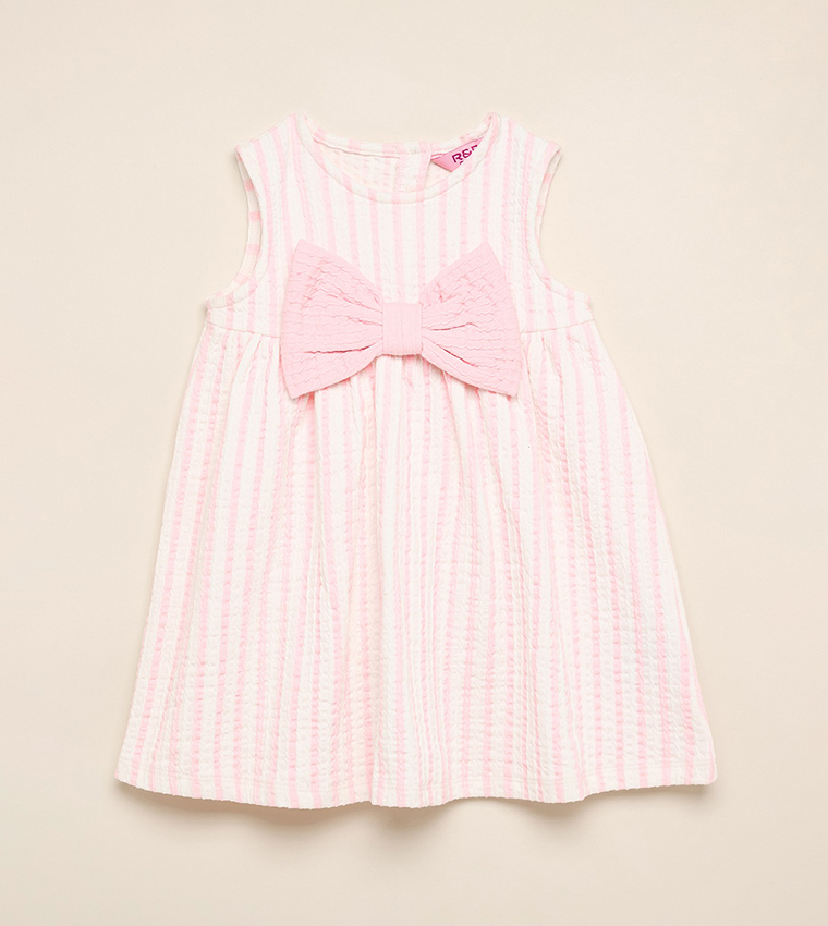 فستان بقصة A وطبعة وقبة مستديرة 