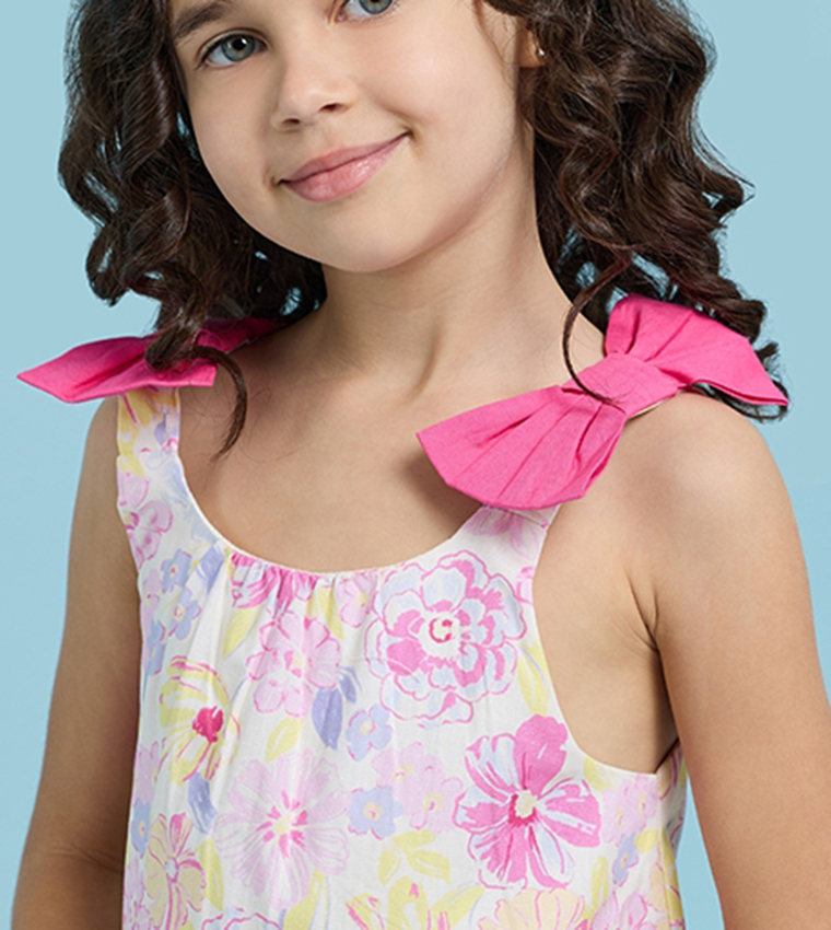 فستان بدون كم بطبعة بقبة مستديرة