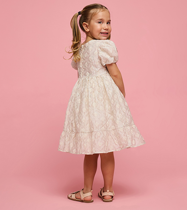 فستان كم بالون بقبة مستديرة بطبعة