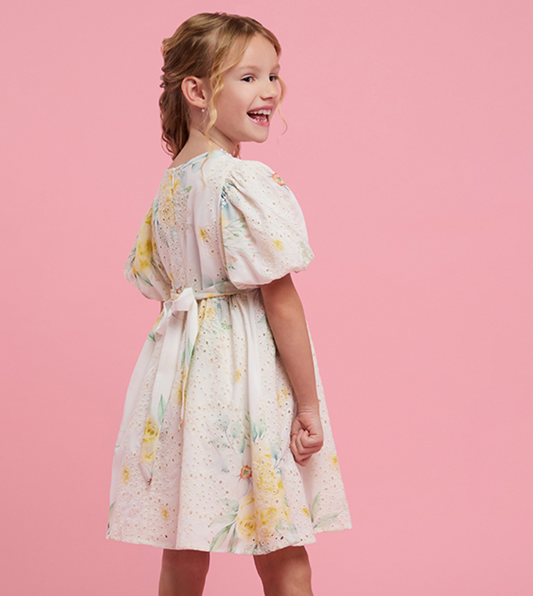 فستان شيفلي كم بقبة مستديرة باف بقصة A 