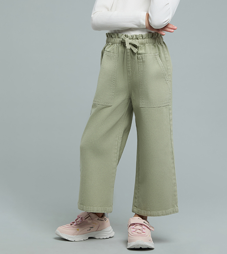 بنطلون واسع سادة برباط على الخصر