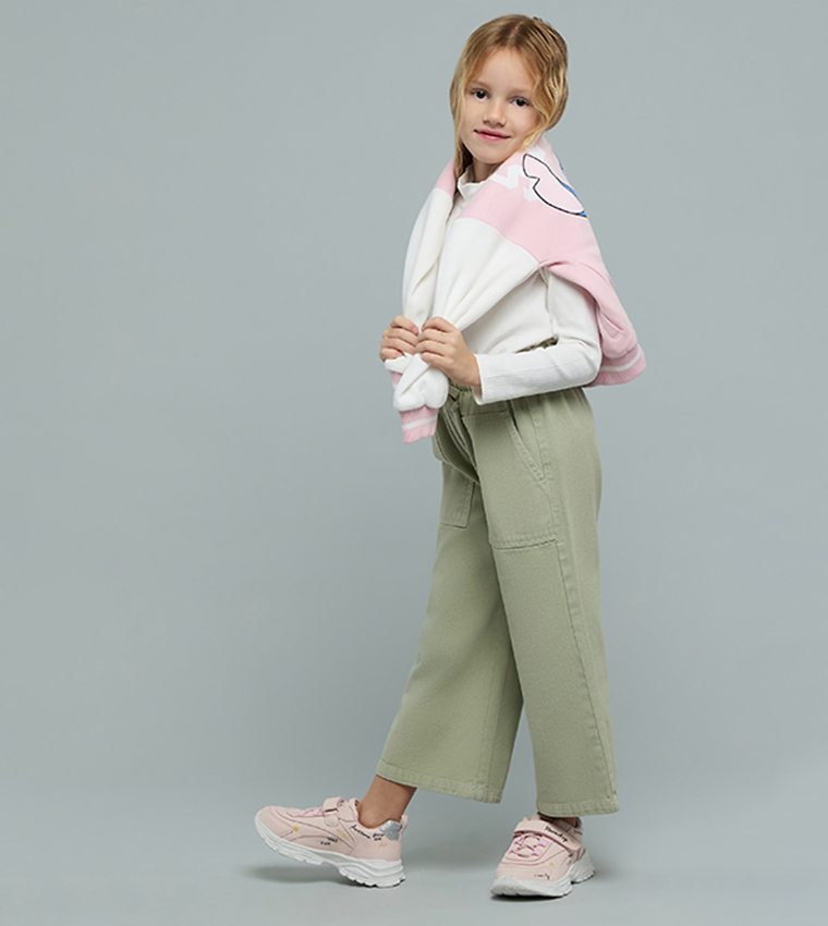 بنطلون واسع سادة برباط على الخصر