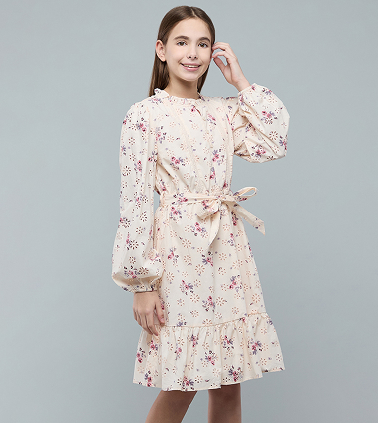 فستان شيفلي كم بيشوب بقبة مستديرة