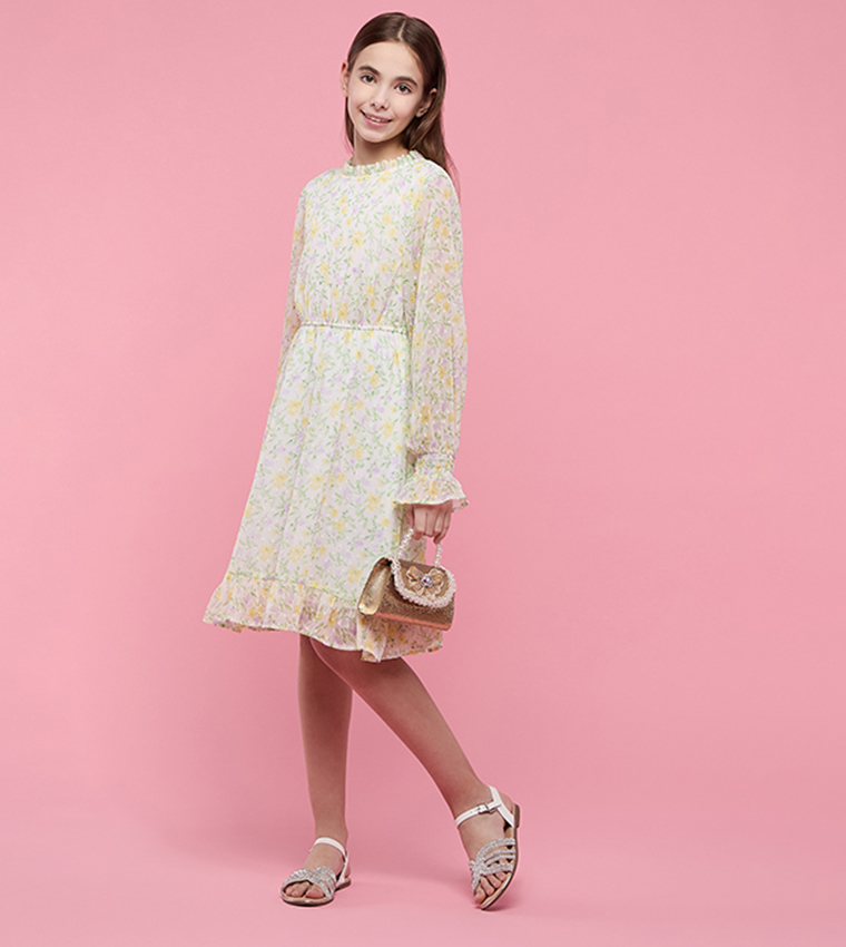 فستان واسع كم باف بقبة مستديرة بطبعة الورود 