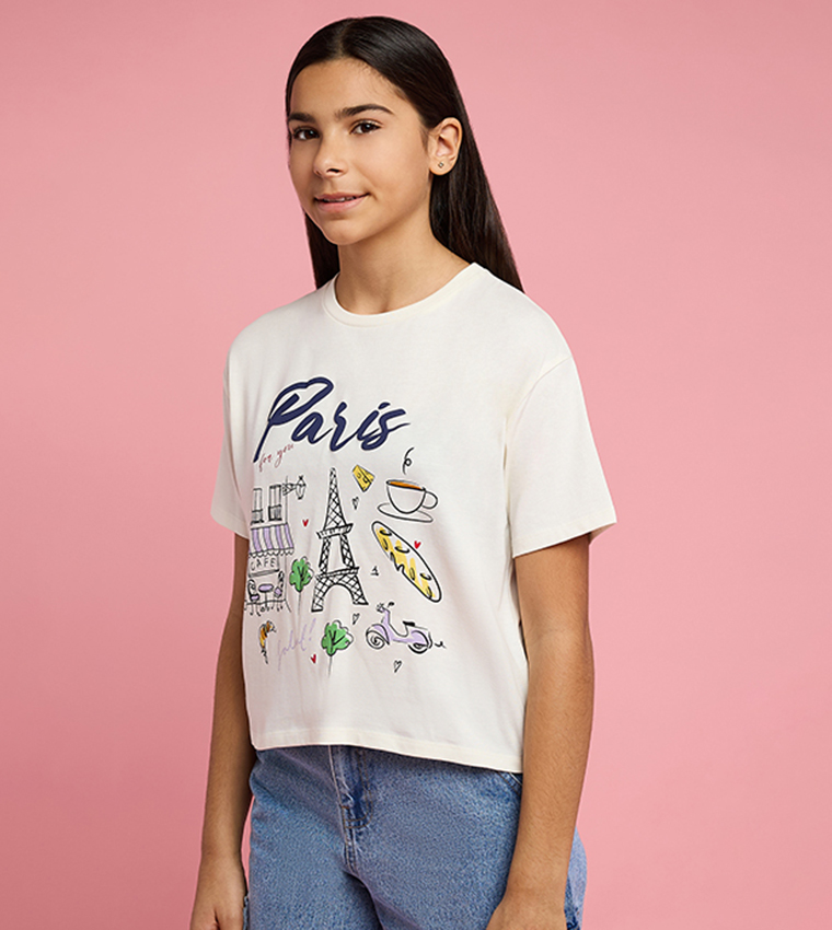 تيشيرت كم قصير بقبة مستديرة بطبعة