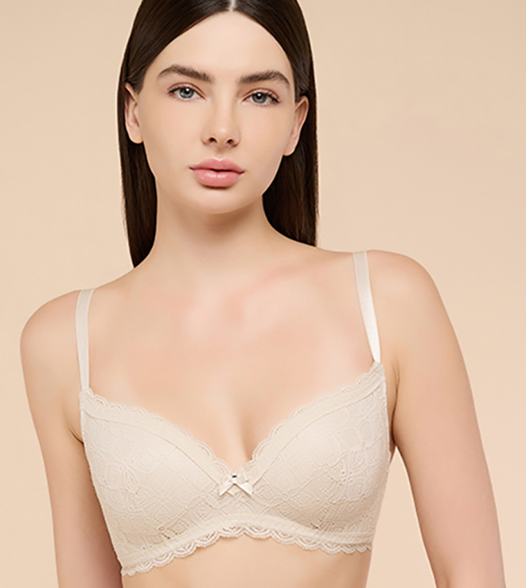 صدرية تيشيرت دانتيل بدون سلك - قطعتين 