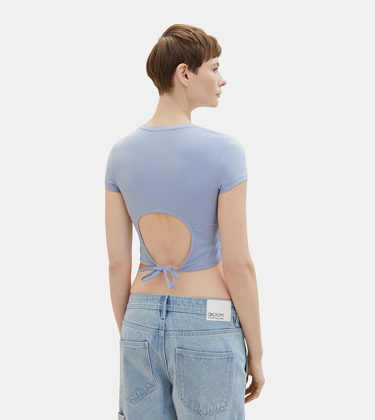 Cut-Out Back Crop Top