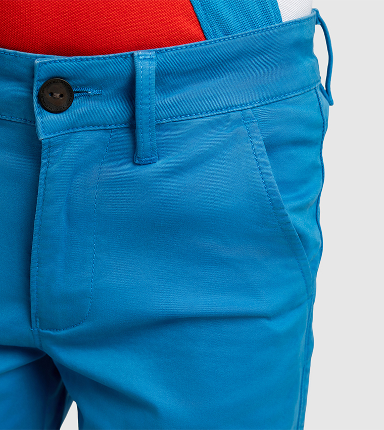 Solid Button Closure Woven Shorts