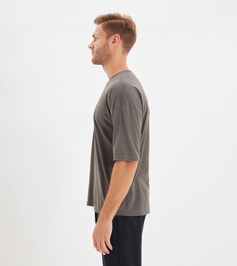 T-Shirt Uomo Trendyol Basic Marrone - Maglia Oversize In Puro Cotone Girocollo Casual