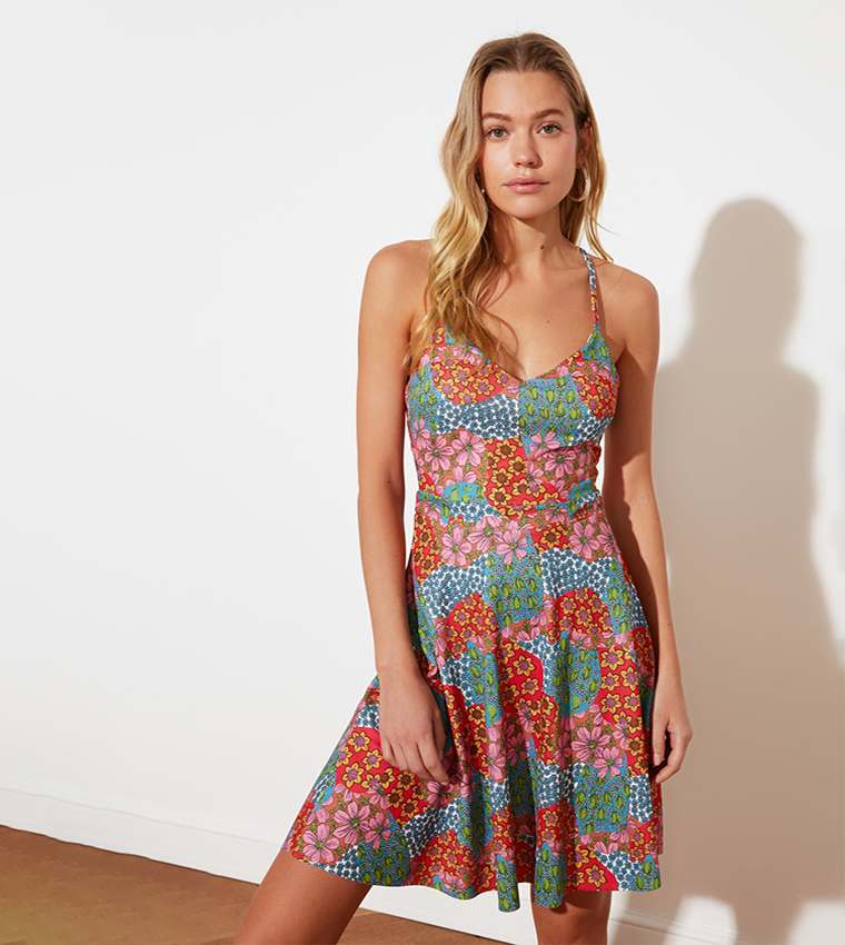 فستان منسوج بحزام